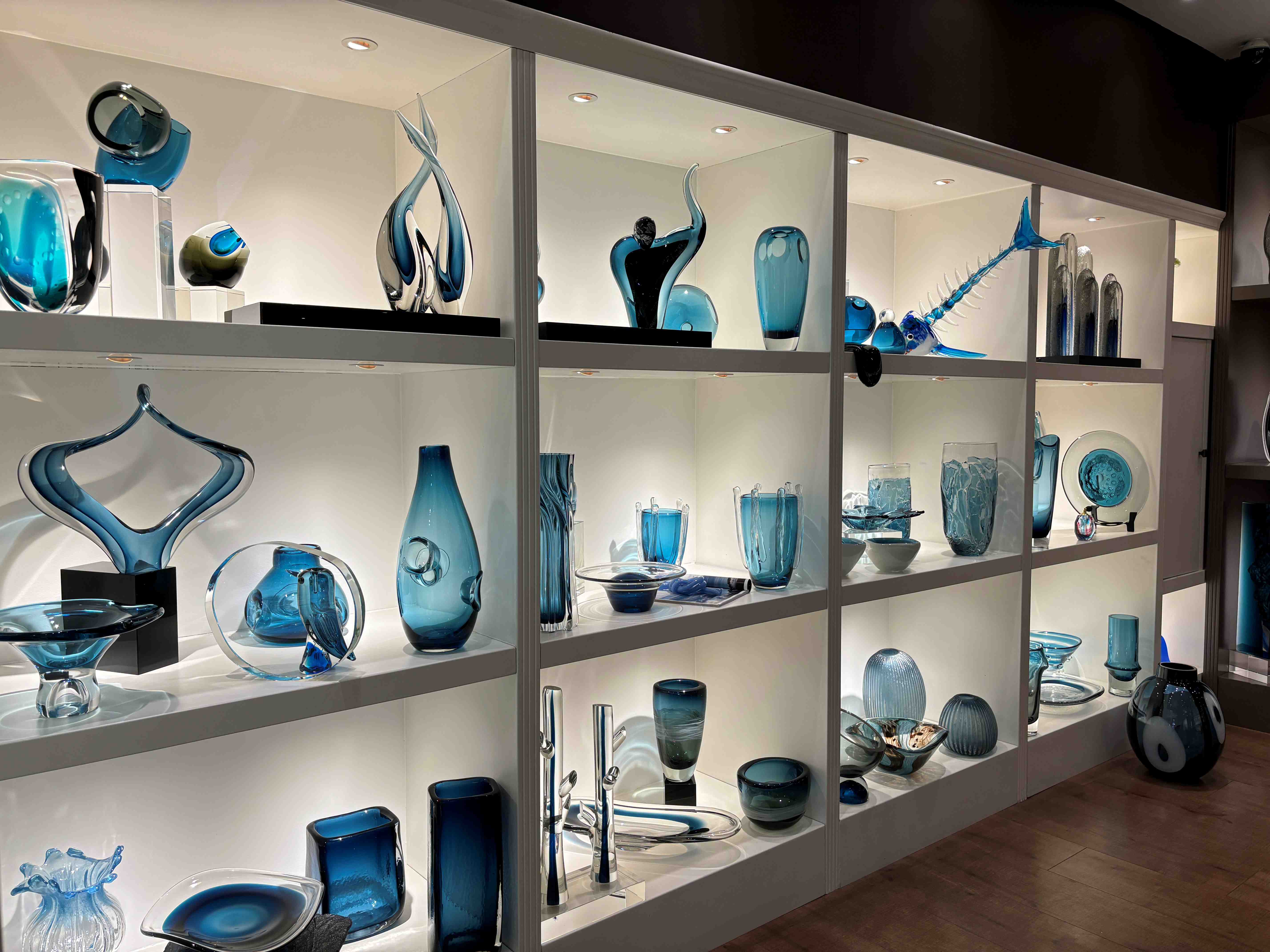 5-Tian-Hao-Glaze-Glass-Handicrafts-Blue-Color-Collection