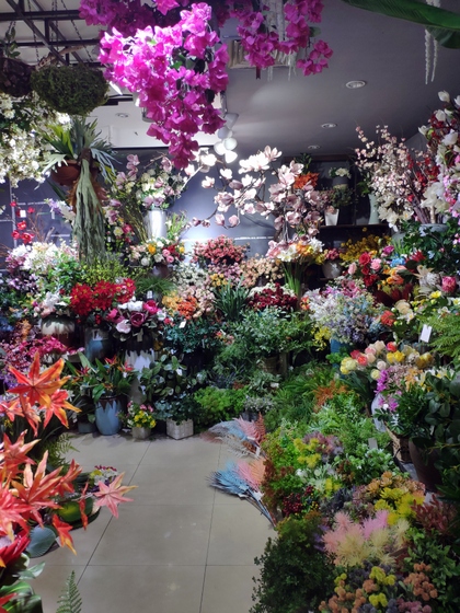 9130 HONGXIN Plastic Flowers Showroom 004