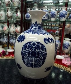 cheap Chinese vase
